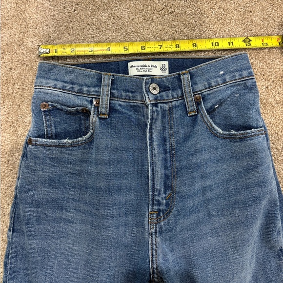 ABERCROMBIE & FITCH Ultra High Rise Ankle Straight Jean - Picture 5 of 11
